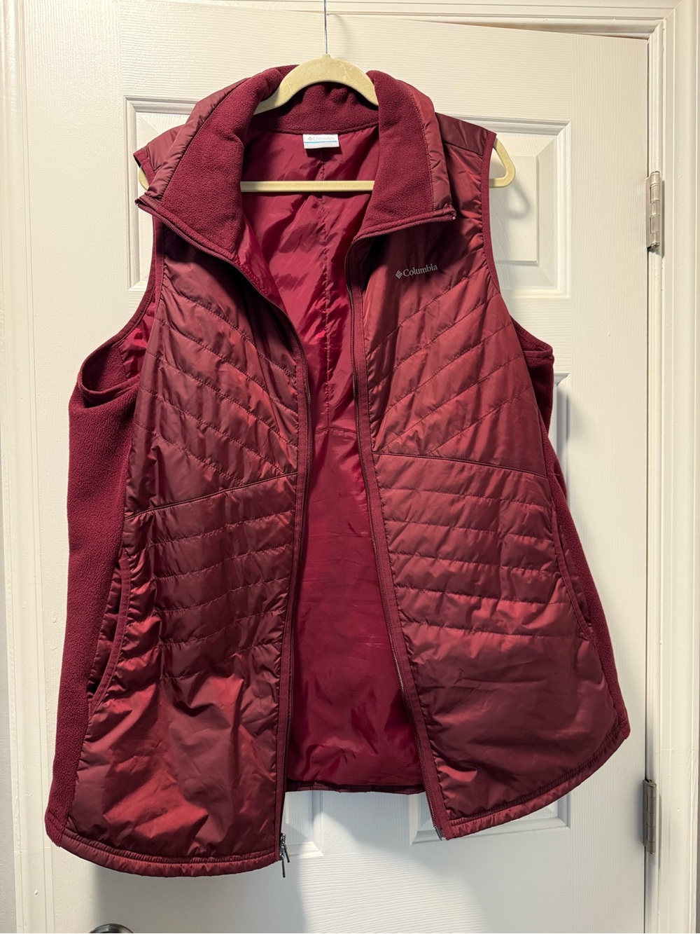 Columbia Women's Deep Red Quilted Insulated Vest